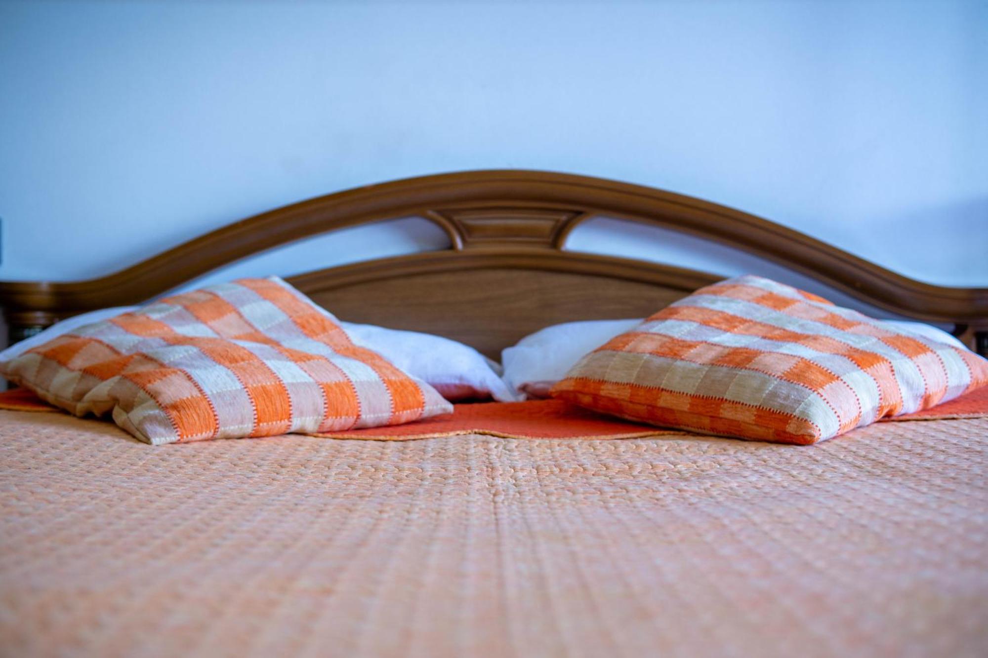Bllok Bright Private Bedrooms With Private Bathroom On Shared Apartment Tiranë Eksteriør bilde