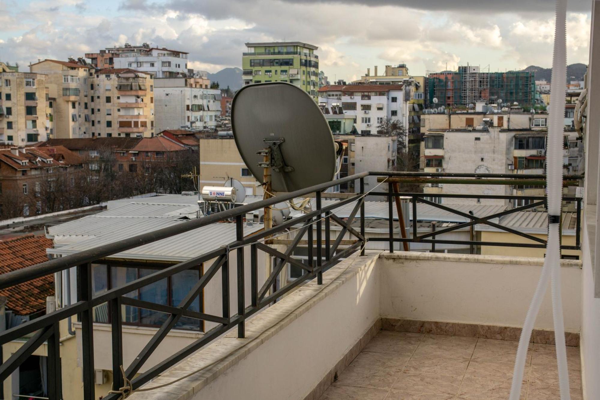 Bllok Bright Private Bedrooms With Private Bathroom On Shared Apartment Tiranë Eksteriør bilde