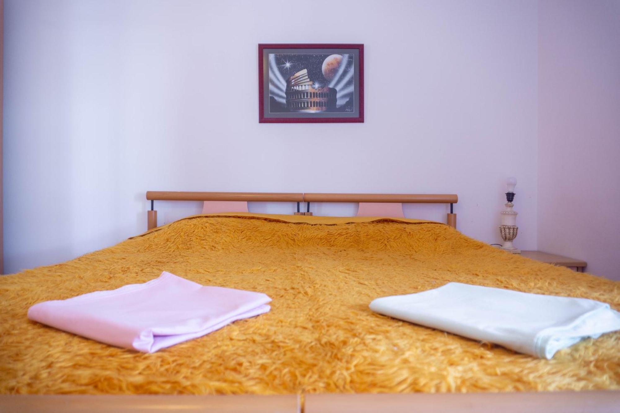 Bllok Bright Private Bedrooms With Private Bathroom On Shared Apartment Tiranë Eksteriør bilde
