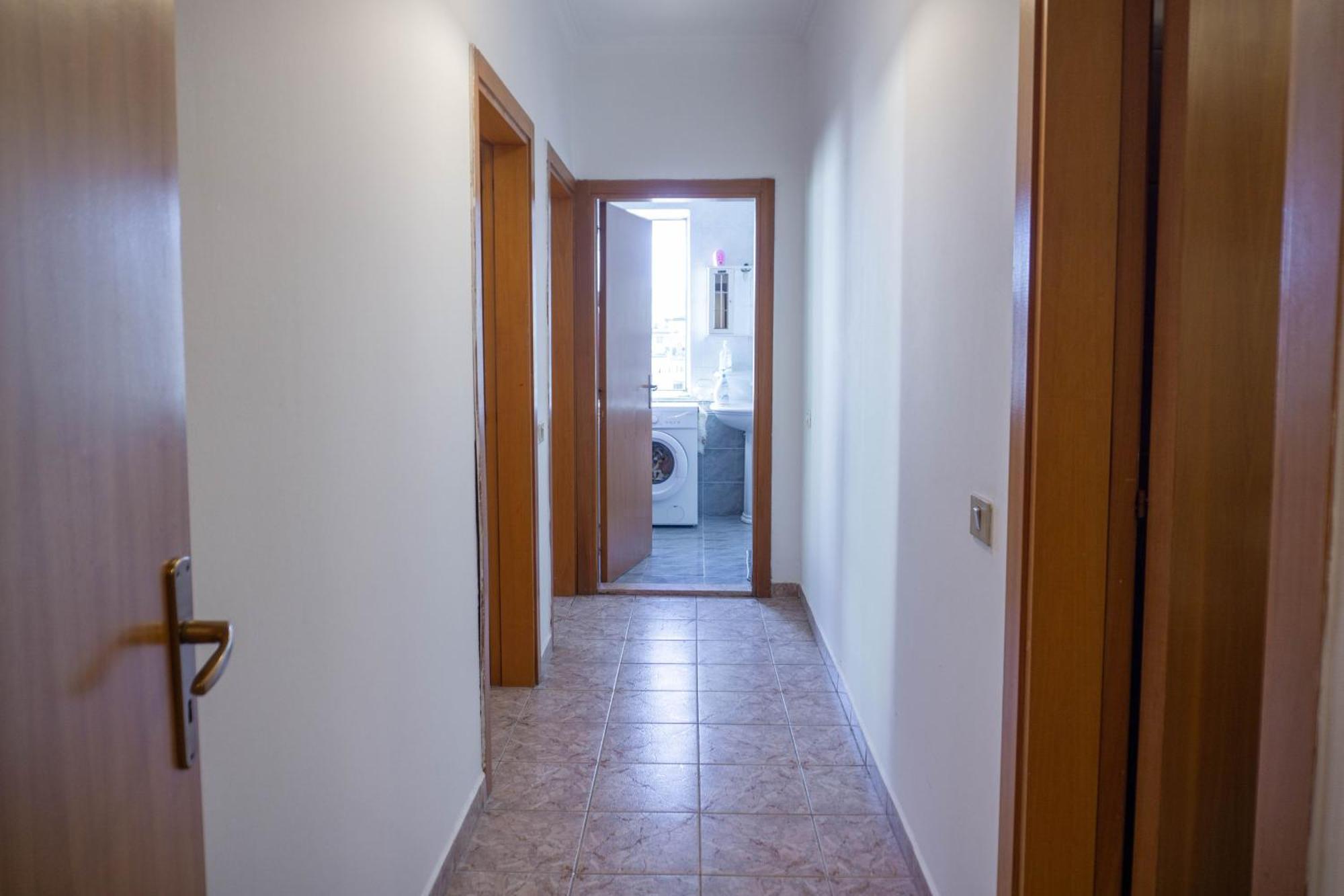 Bllok Bright Private Bedrooms With Private Bathroom On Shared Apartment Tiranë Eksteriør bilde