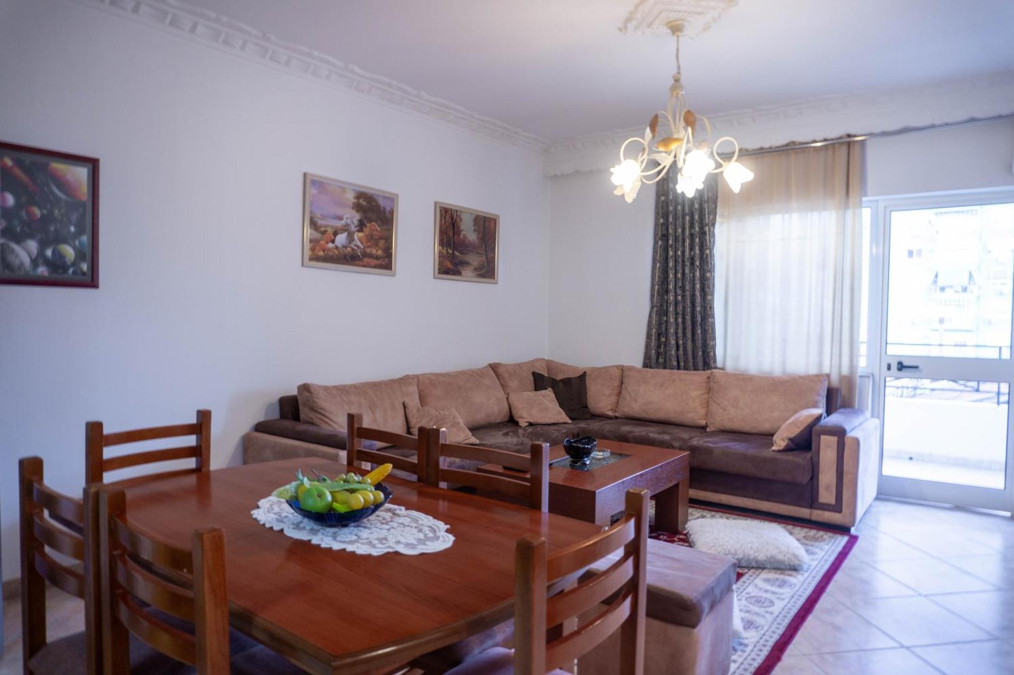 Bllok Bright Private Bedrooms With Private Bathroom On Shared Apartment Tiranë Eksteriør bilde